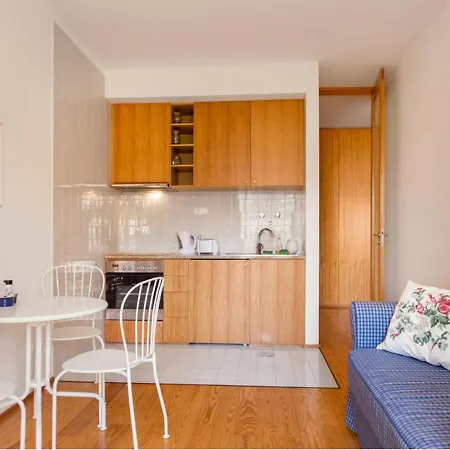 Apartmán Flowerstreet 54 *